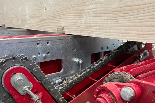 Sciage d'une grume sur la SERRA SX 140