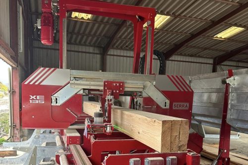 Scierie SERRA AFRICA XE135/160 en action 3