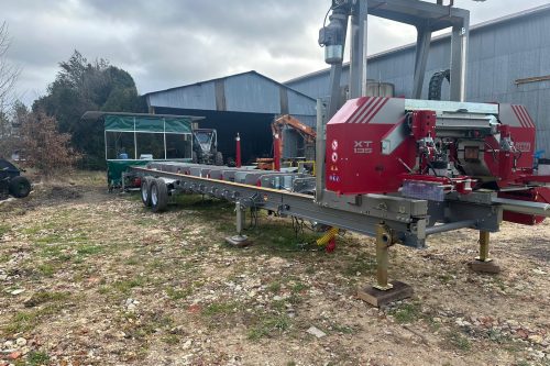 Scierie mobile SERRA XT135 sur chantier